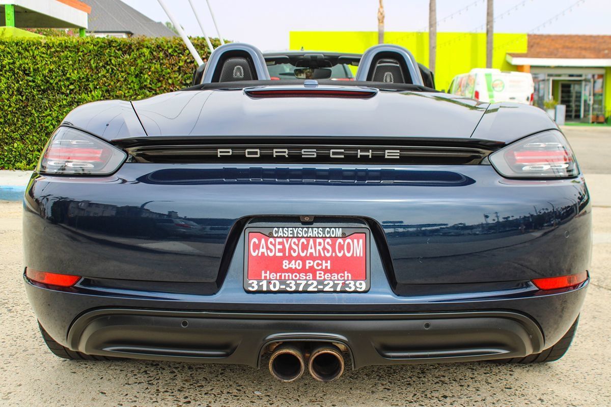 Used 2018 Porsche 718 Boxster S RWD image 5