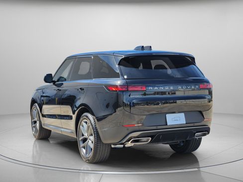 New 2026 Land Rover Range Rover Sport SE image 3