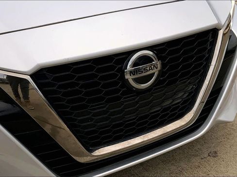 Used 2019 Nissan Altima 2.5 SR image 30