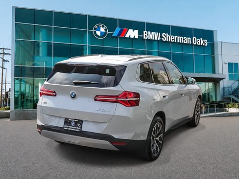New 2026 BMW X3 xDrive30i w/ Premium Package AWD/4WD image 4