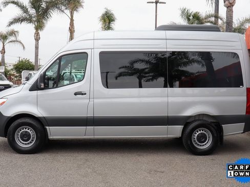 Used 2024 Mercedes-Benz Sprinter 2500 image 4