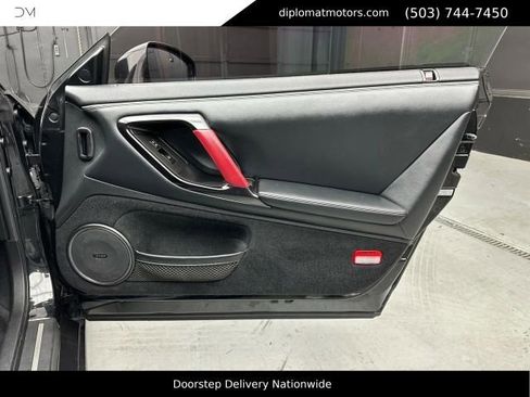 Used 2013 Nissan GT-R Black Edition AWD/4WD image 37