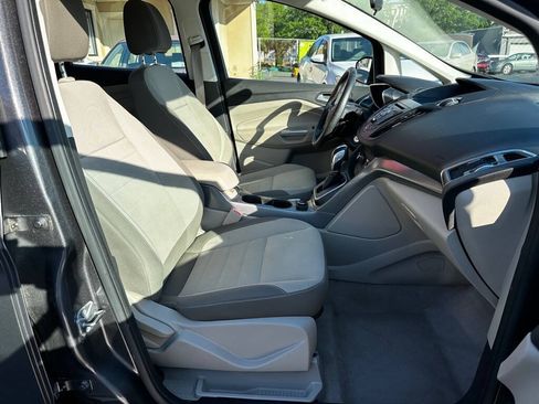 Used 2013 Ford C-MAX SE FWD image 10