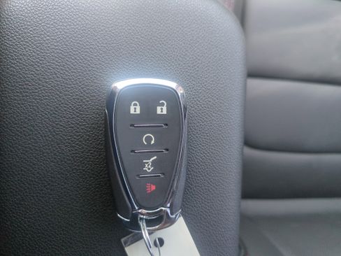 Used 2025 Chevrolet TrailBlazer RS w/ Convenience Package AWD/4WD image 31