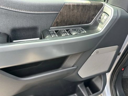 Used 2022 Ford F150 Lightning Lariat AWD/4WD image 20