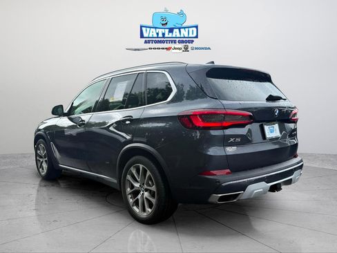 Used 2021 BMW X5 sDrive40i w/ Premium Package image 3