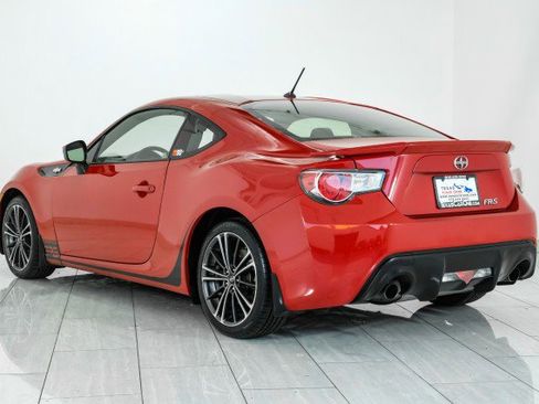 Used 2014 Scion FR-S image 8