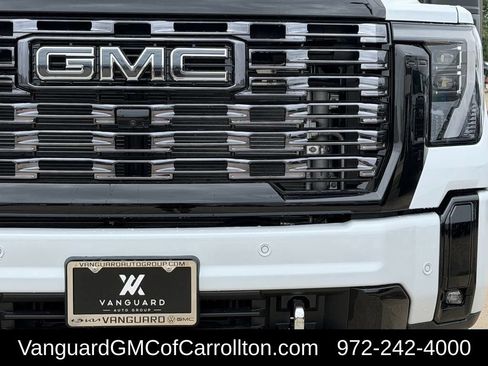 New 2026 GMC Sierra 3500 Denali Ultimate AWD/4WD image 8