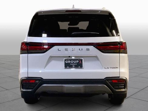 New 2026 Lexus LX 700h Luxury image 4