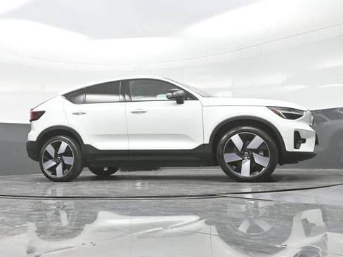 Used 2023 Volvo C40 P8 Recharge Plus w/ Climate Package AWD/4WD image 28