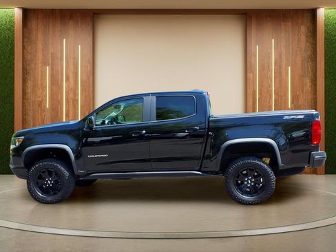 Certified 2022 Chevrolet Colorado ZR2 w/ ZR2 Midnight Special Edition AWD/4WD image 28