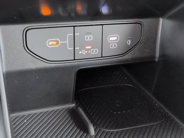 Used 2024 Kia Sorento S w/ Panoramic Sunroof Package FWD image 23
