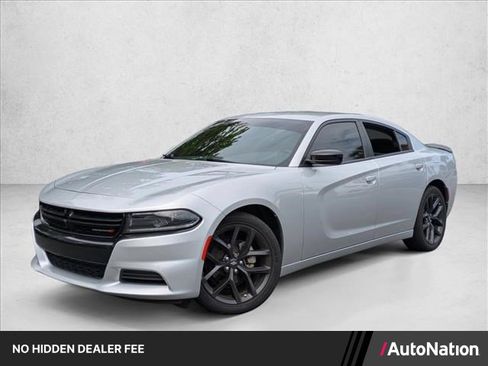 Used 2022 Dodge Charger SXT w/ Blacktop Package RWD image 1
