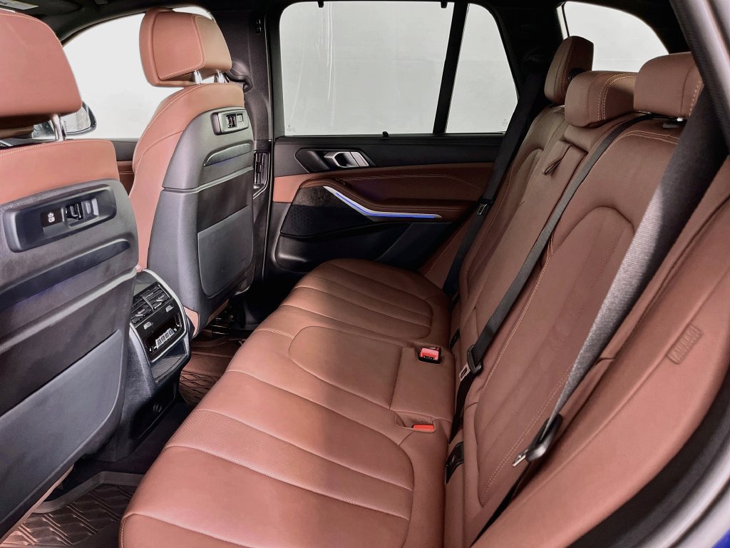 Used 2022 BMW X5 xDrive40i AWD/4WD image 31