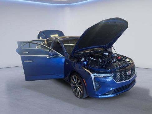 Used 2021 Cadillac CT4 Luxury w/ Sun And Sound Package AWD/4WD image 9