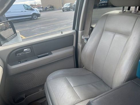 Used 2011 Ford Expedition EL XLT image 13