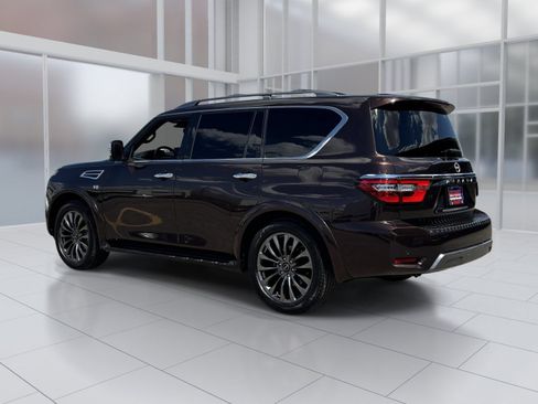 Used 2021 Nissan Armada Platinum w/ Captain's Chairs Package RWD image 4