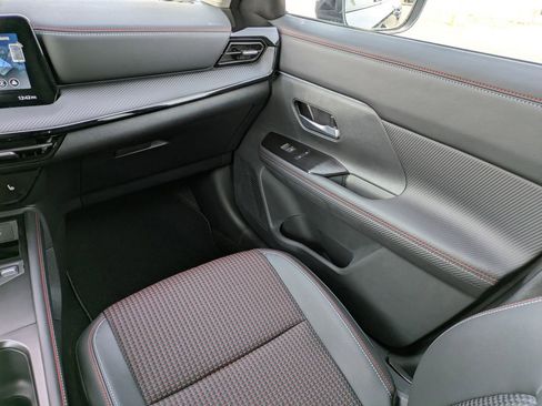 New 2026 Nissan Kicks SR w/ Cold Weather Package image 17