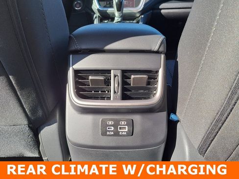 Certified 2025 Subaru Outback Premium image 30
