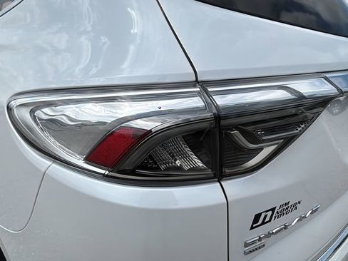 Used 2023 Buick Enclave Avenir w/ Avenir Technology Package image 28