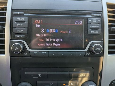 Used 2017 Nissan Frontier SV image 22