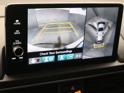 Used 2025 Honda Pilot Black Edition image 19