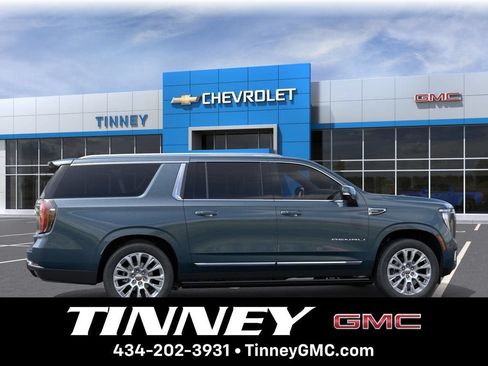 New 2026 GMC Yukon XL Denali w/ Denali Reserve Package AWD/4WD image 5