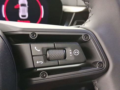 New 2025 Porsche Macan Electric image 24