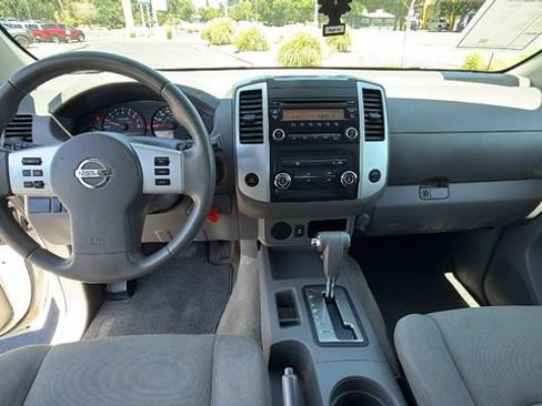 Used 2015 Nissan Frontier S RWD image 16