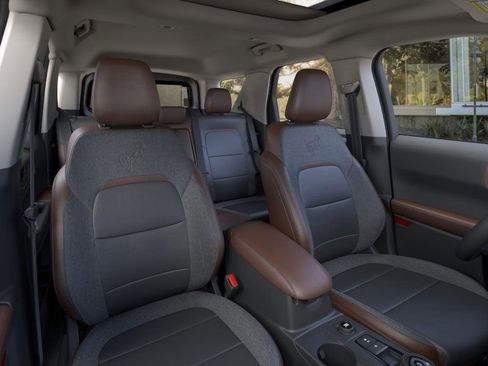 Used 2024 Ford Bronco Sport Outer Banks w/ Tech Package image 11