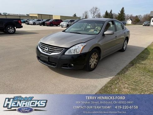 Used 2012 Nissan Altima 2.5 S image 1