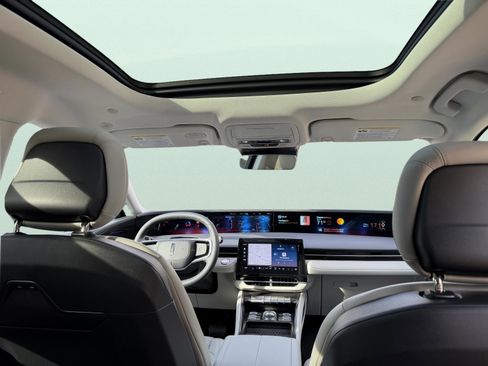 New 2026 Lincoln Nautilus Reserve AWD/4WD image 27