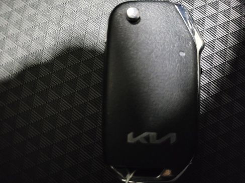 Used 2024 Kia Soul LX w/ Option Group 015 image 32