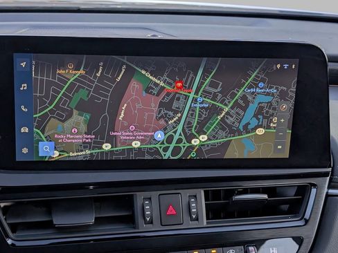 Used 2024 Lexus ES 300h w/ Premium Package image 36