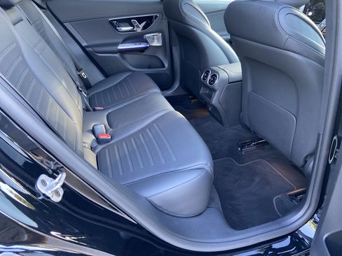 Certified 2025 Mercedes-Benz GLC 300 4MATIC image 44