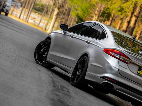 Used 2018 Ford Fusion Sport image 25