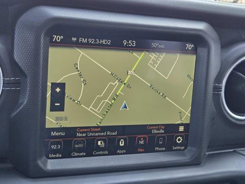 Used 2021 Jeep Wrangler Unlimited Sahara image 30