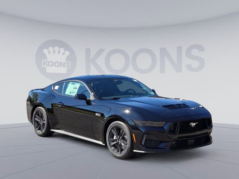 New 2025 Ford Mustang GT image 10