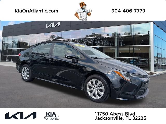 Used 2024 Toyota Corolla LE FWD image 1