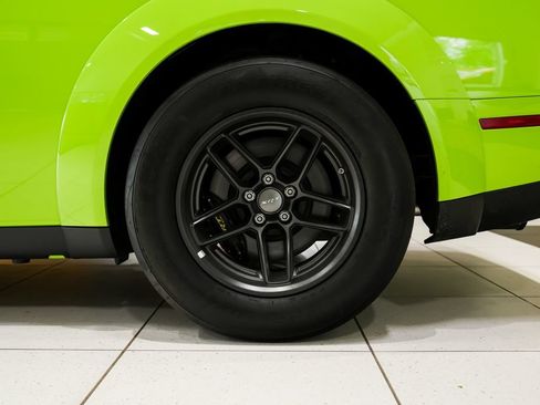 Used 2023 Dodge Challenger SRT Hellcat Redeye RWD image 8