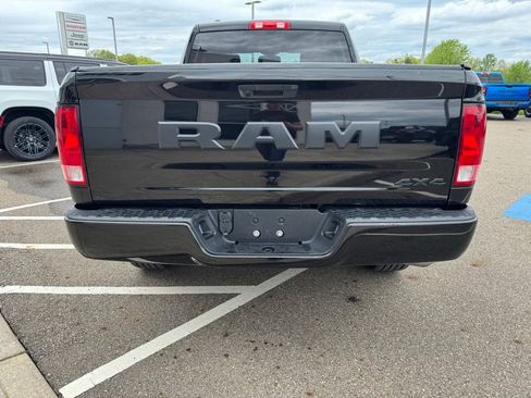 Used 2022 RAM 1500 Express w/ Wheel & Sound Group AWD/4WD image 8