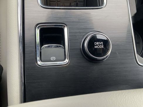 New 2025 Lincoln Aviator 2WD w/ Equipment Group 101A image 30