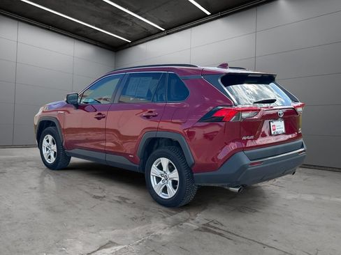 Used 2020 Toyota RAV4 LE w/ All Weather Liner Package AWD/4WD image 3