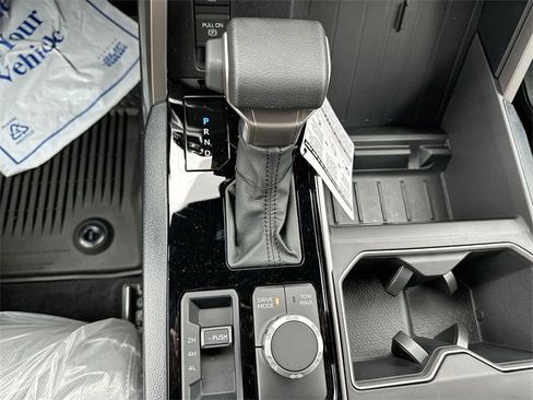 New 2025 Toyota Tundra SR5 image 20