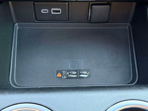 Used 2024 Chevrolet Tahoe High Country w/ Advanced Technology Package image 24