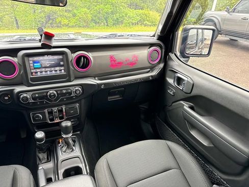 Used 2023 Jeep Wrangler Unlimited Sport AWD/4WD image 19