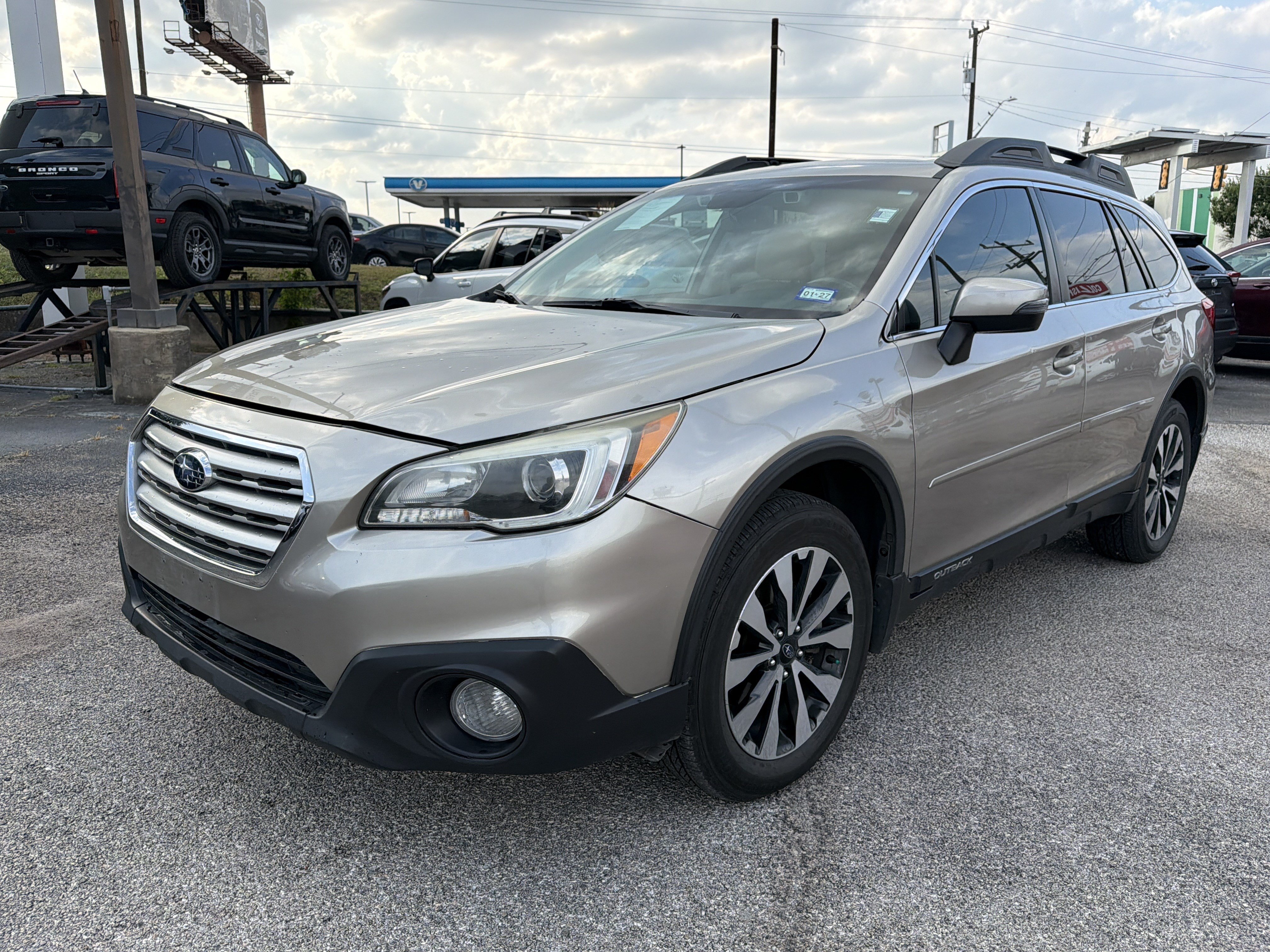 Used 2016 Subaru Outback 3.6R Limited AWD/4WD image 7