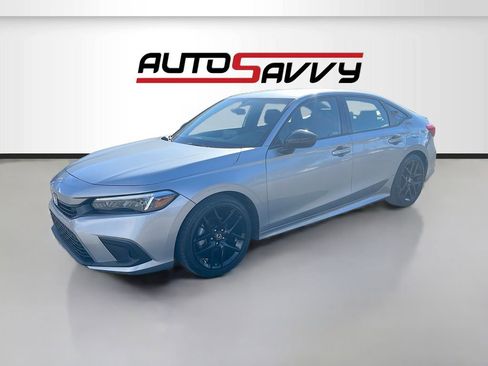 Used 2024 Honda Civic Sport image 3