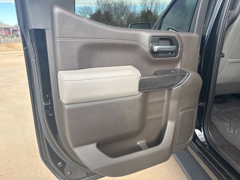 Used 2019 Chevrolet Silverado 1500 LTZ w/ LTZ Texas Edition image 7