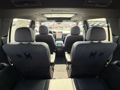 New 2026 GMC Acadia Denali w/ Super Cruise Package AWD/4WD image 12